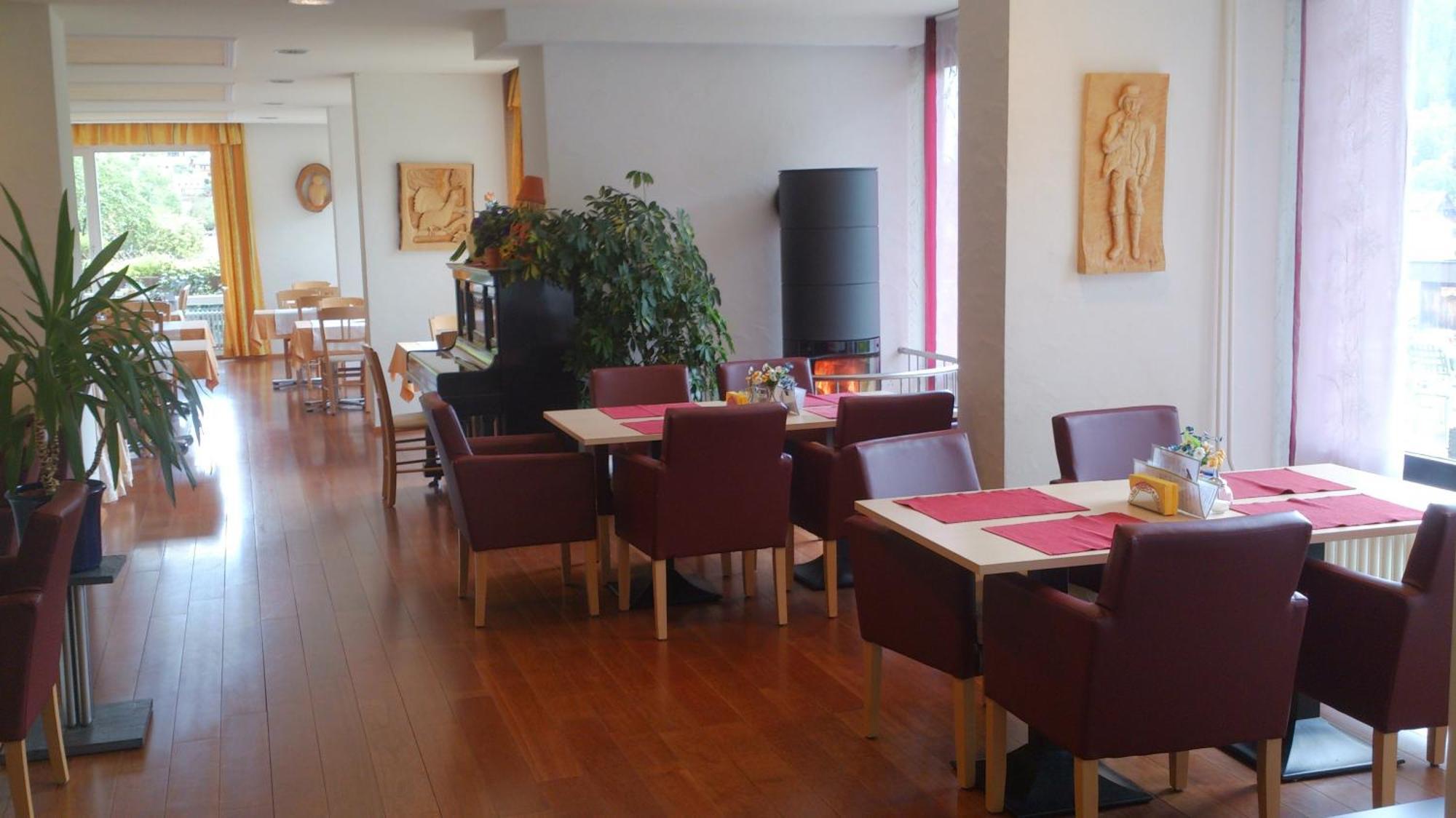Hotel Bergfrieden Bad Wildbad Eksteriør bilde